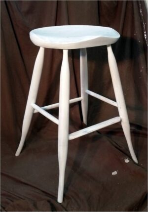 The slightly larger seat makes the stool less elegant, but increases comfort